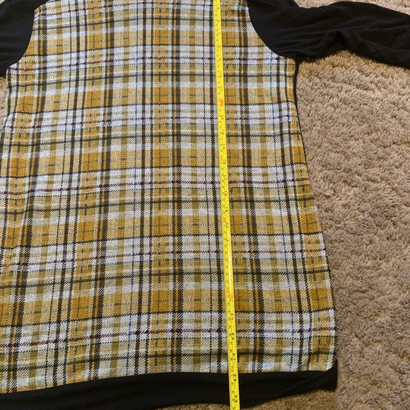 Celeste Plaid Long Sleeve Top Super Soft Size L Like New - Picture 7 of 8
